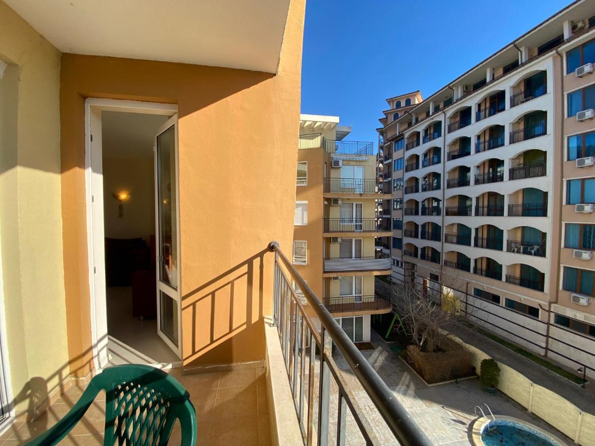Blue Marine C16 Apartment Sunny Beach Esterno foto
